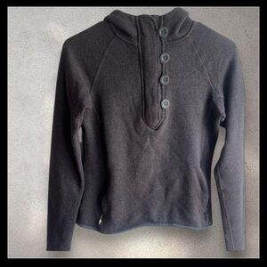 The North Face Gray Quarter-Zip Sweatshirt